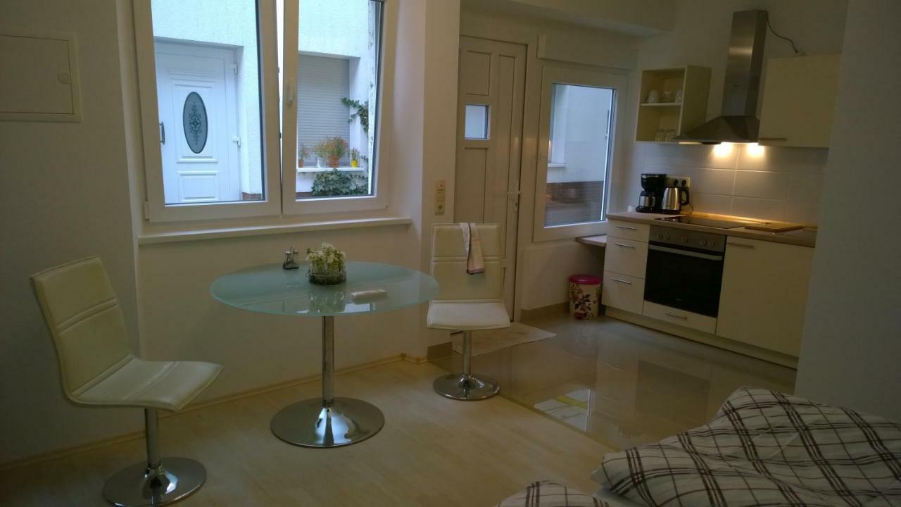 Pensionsappartments Blitz Wiesbaden Dış mekan fotoğraf